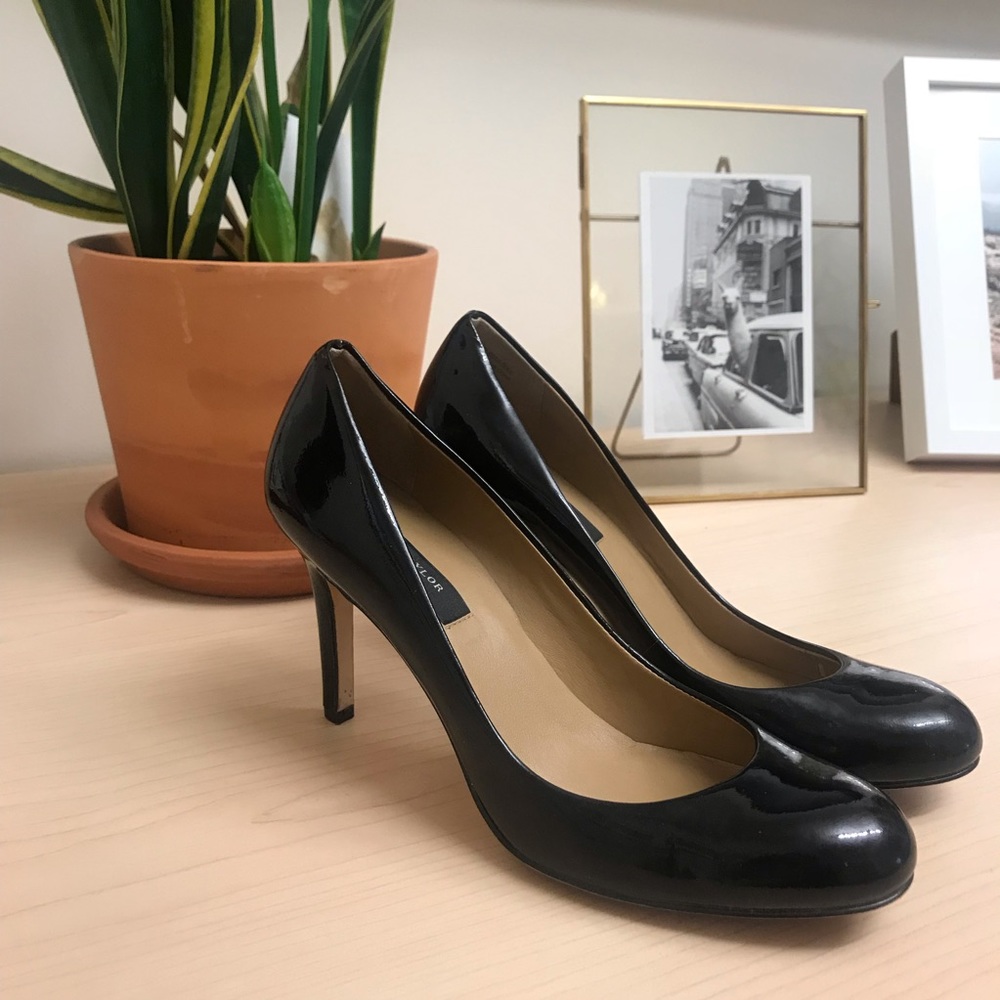Like New Ann Taylor Perfect Pump - Black Leather